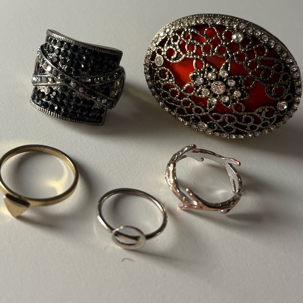 Costume Jewelry Ring Lot